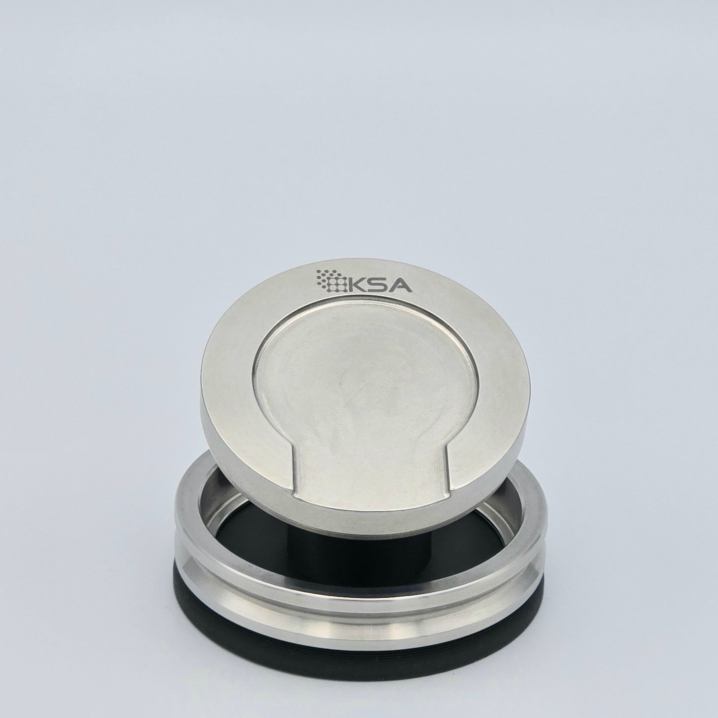 Bruker-Compatible 2 Part Side Loading Sample Holder